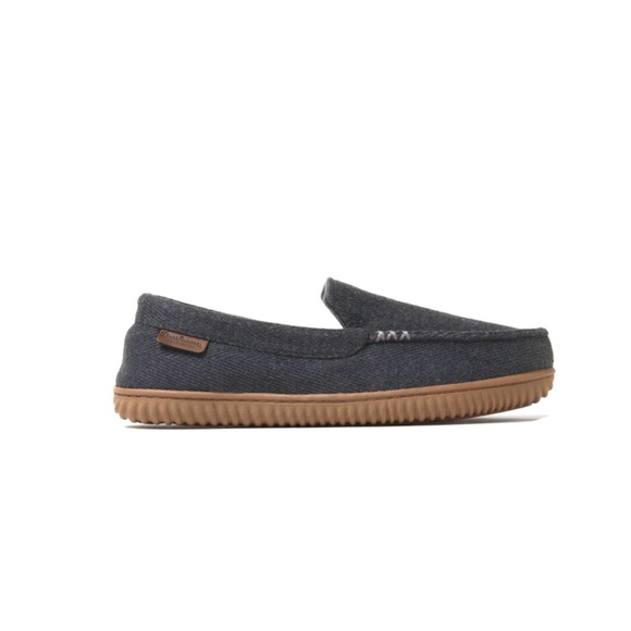 Dearfoams Charcoal Men's Slip-On Moccasin Slippers - Picture 4 of 5